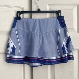 Lucky in Love Kinetic Energy Flip tennis Skirt skort Women activewear.        B